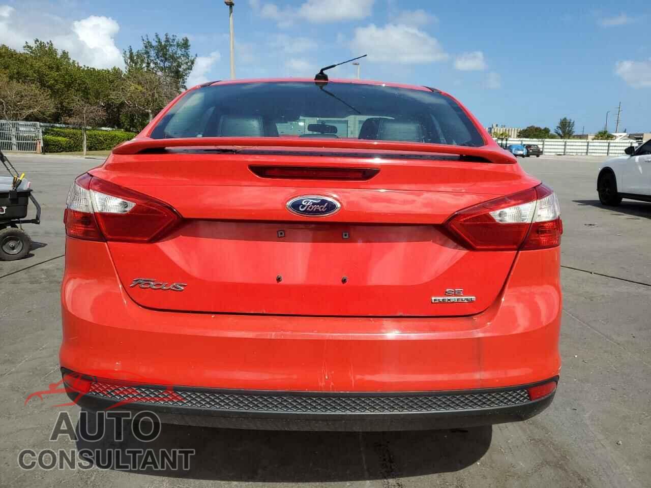 FORD FOCUS 2013 - 1FADP3F20DL122875
