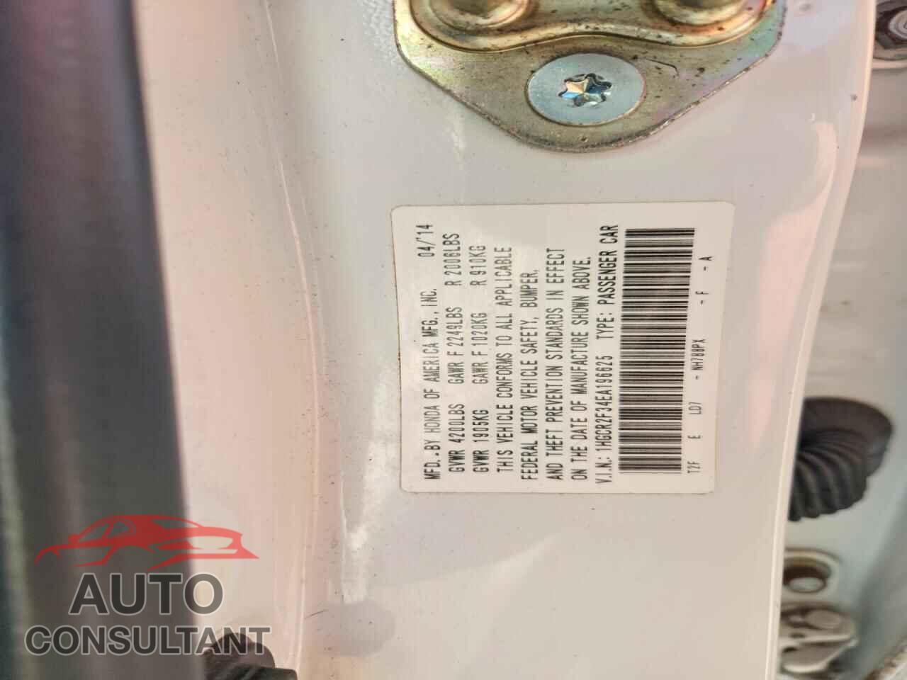 HONDA ACCORD 2014 - 1HGCR2F34EA196625