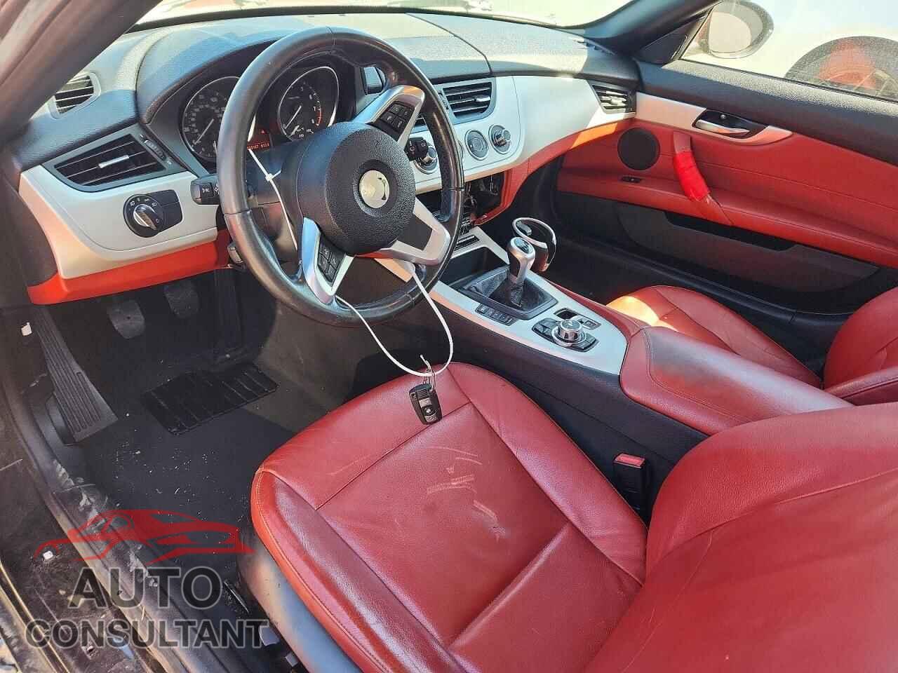 BMW Z4 2011 - WBALM5C59BE495940