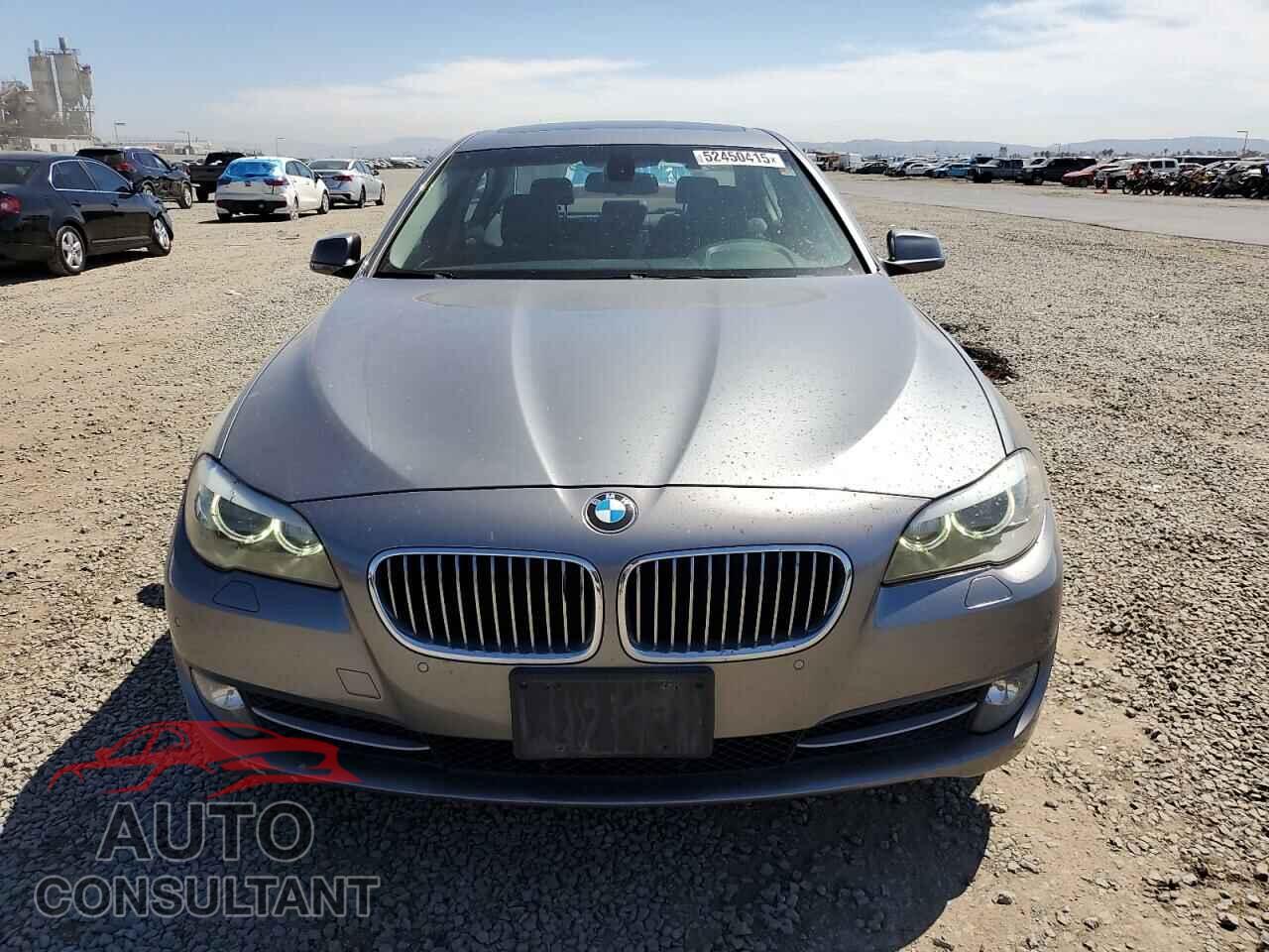 BMW 5 SERIES 2012 - WBAXG5C59CDX04125