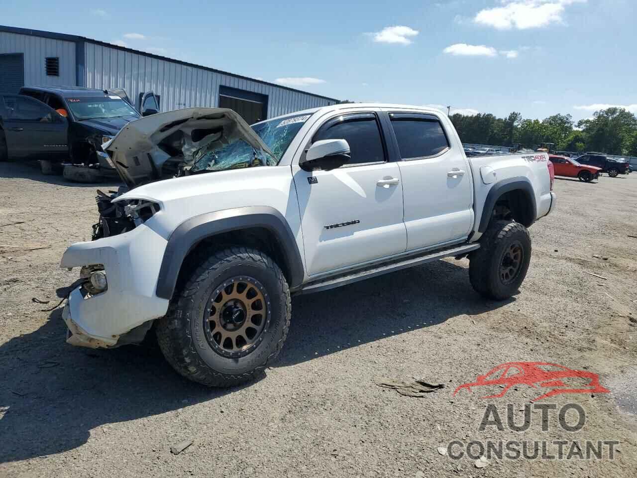 TOYOTA TACOMA 2018 - 5TFCZ5AN3JX139302