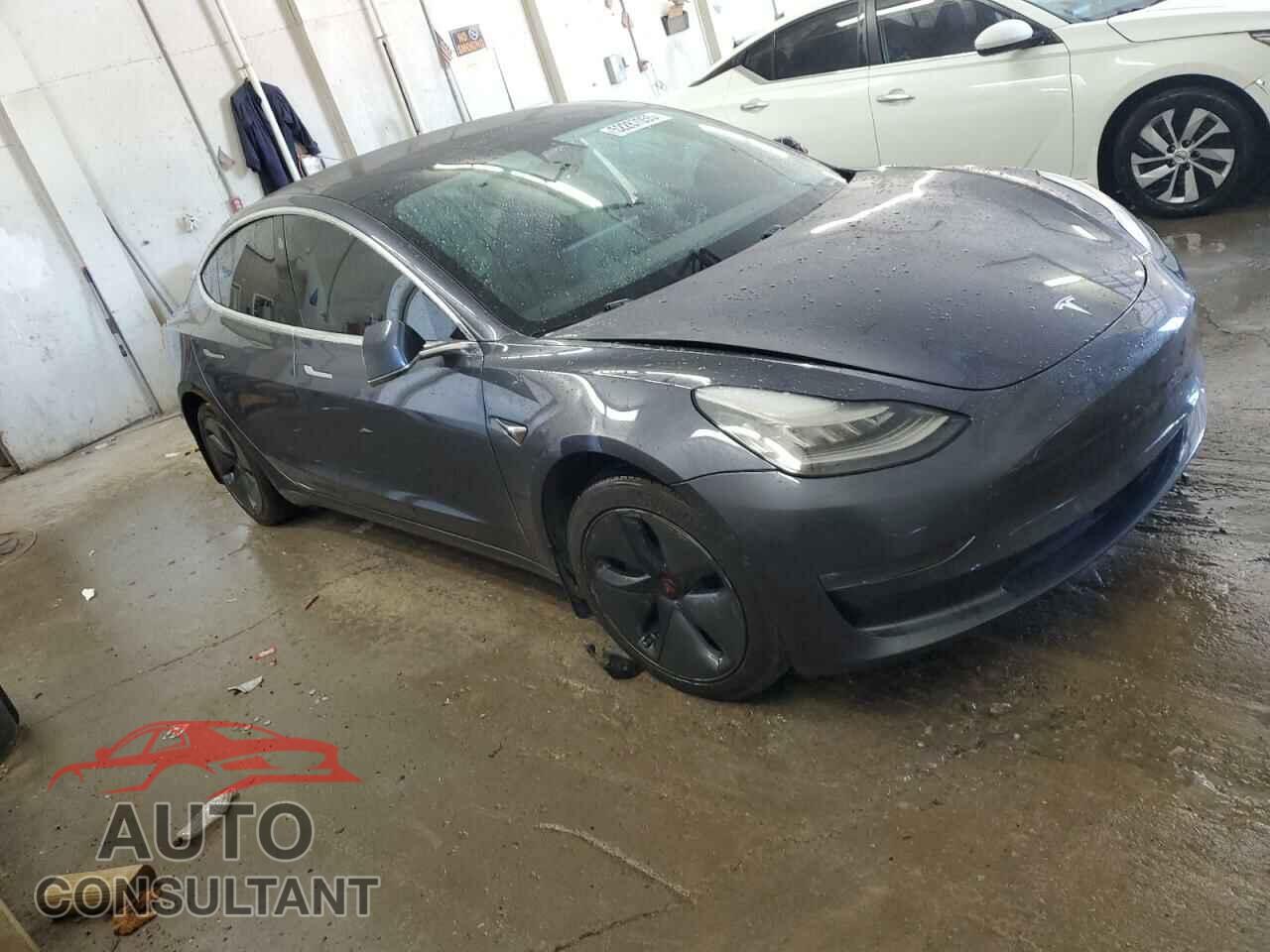 TESLA MODEL 3 2019 - 5YJ3E1EB5KF453064