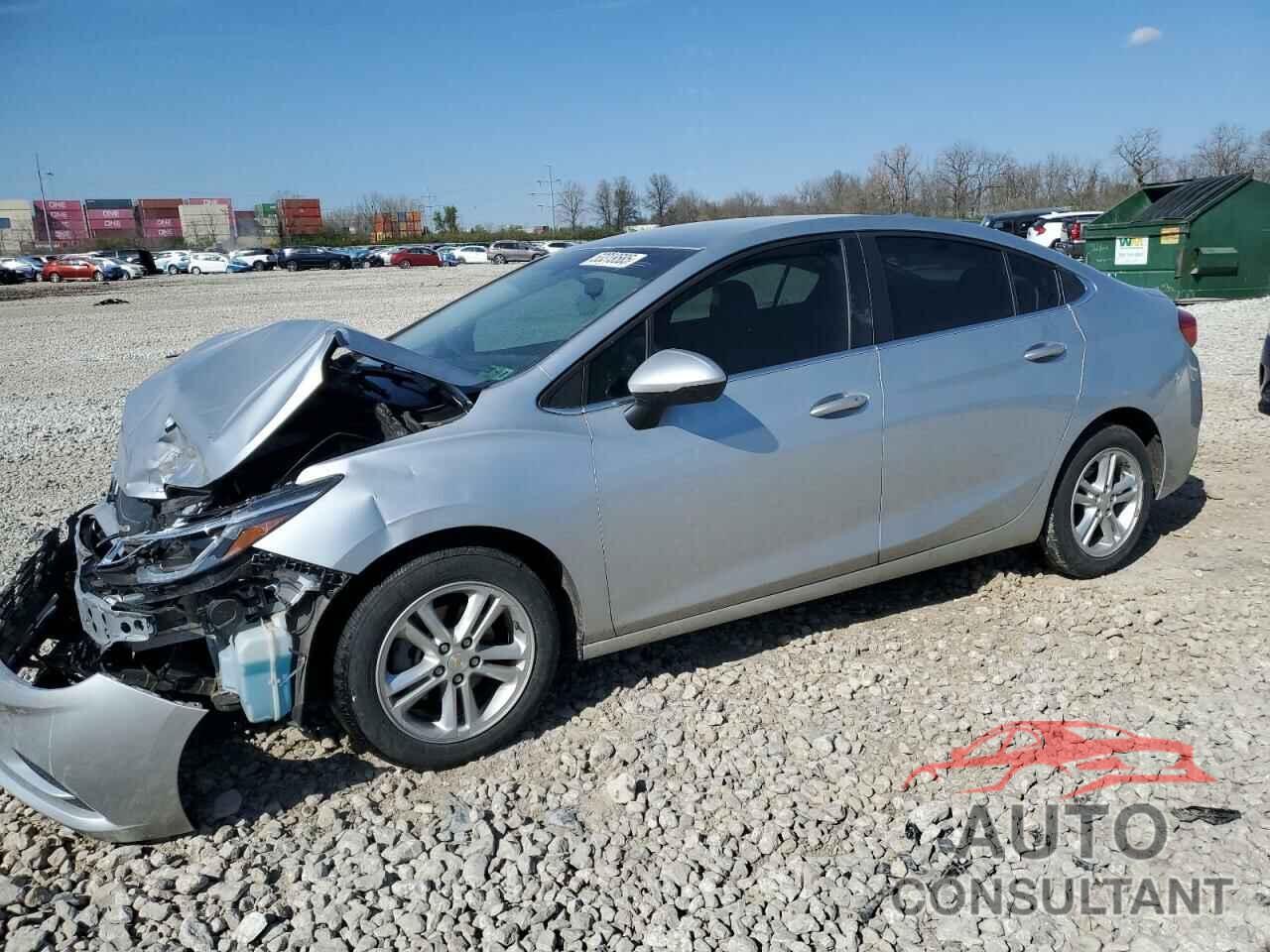 CHEVROLET CRUZE 2018 - 1G1BE5SM1J7187144