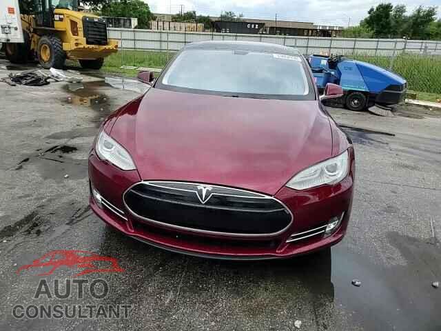 TESLA MODEL S 2012 - 5YJSA1DP7CFS00687