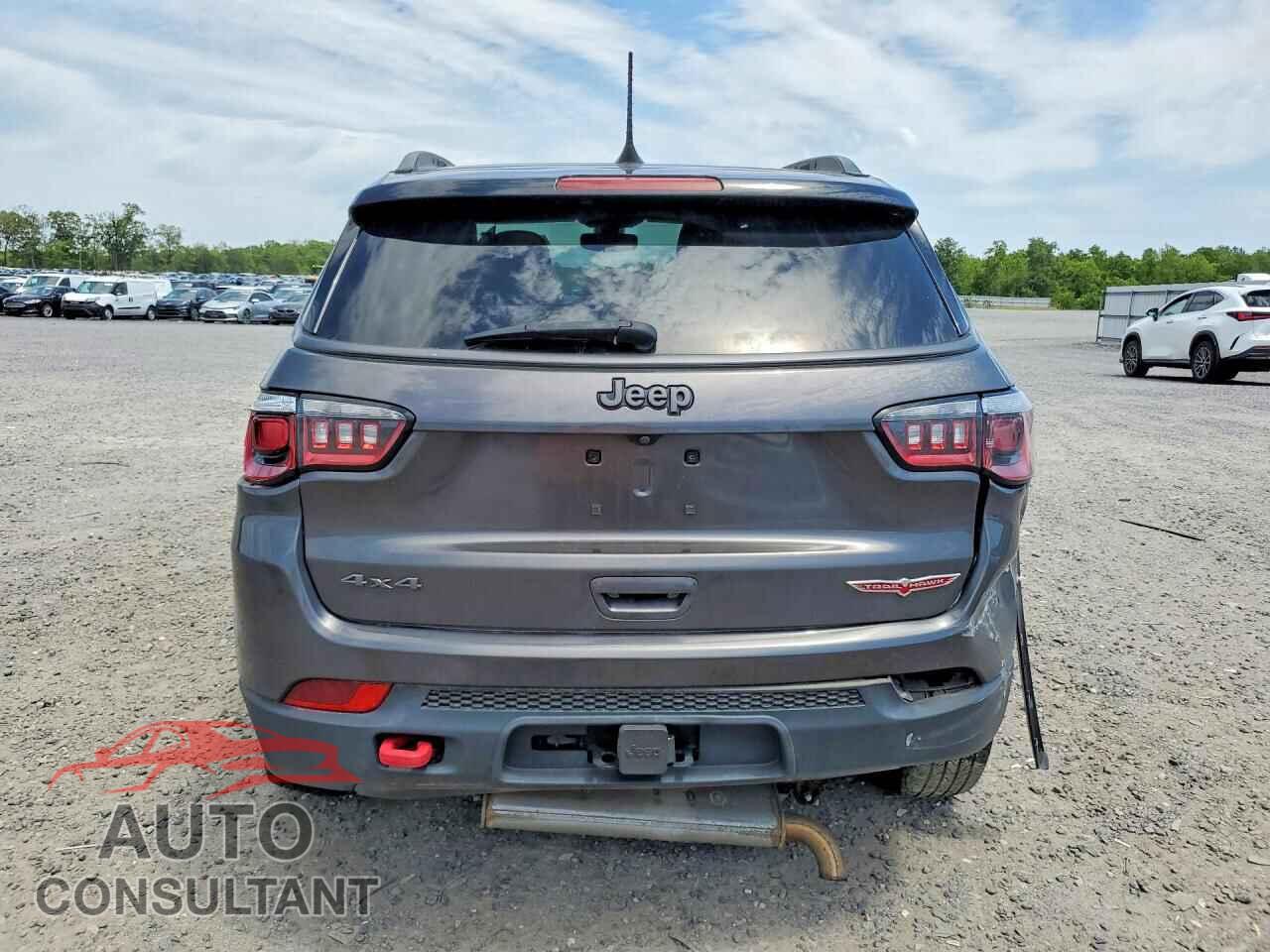JEEP COMPASS 2017 - 3C4NJDDB8HT689497