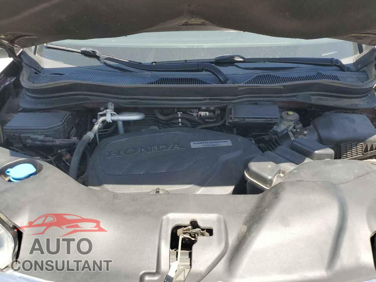 HONDA PILOT 2017 - 5FNYF5H50HB031874