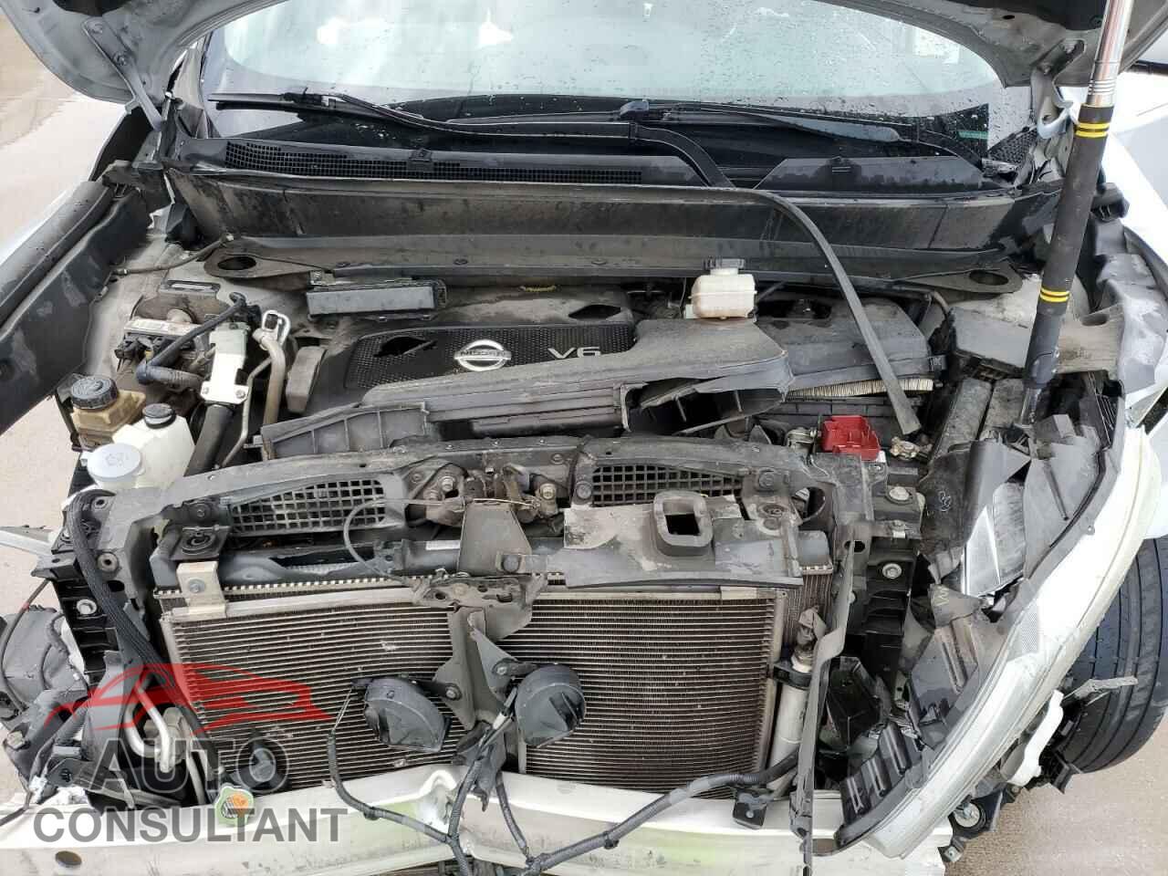 NISSAN PATHFINDER 2014 - 5N1AR2MN7EC704256