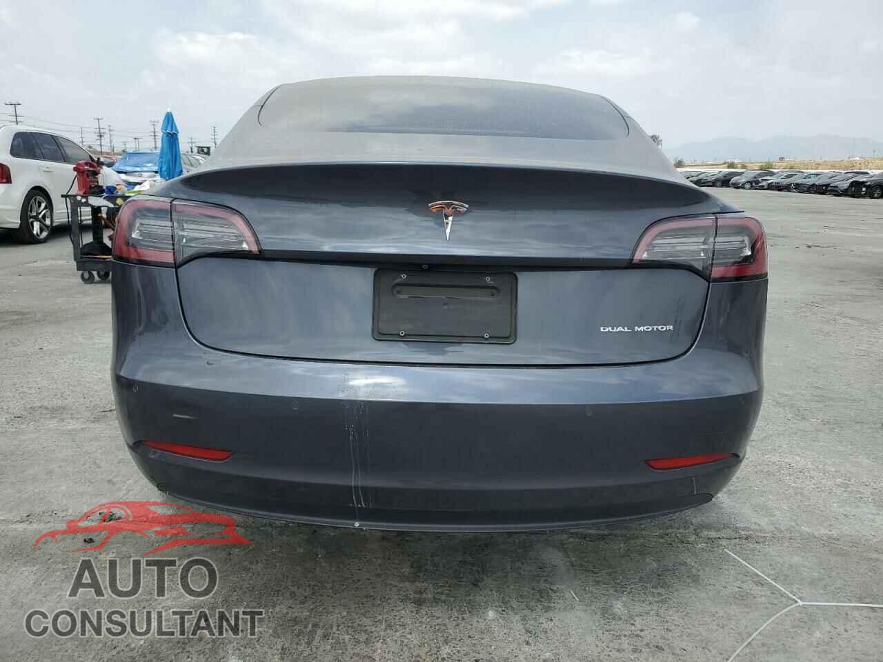 TESLA MODEL 3 2019 - 5YJ3E1EB4KF437020