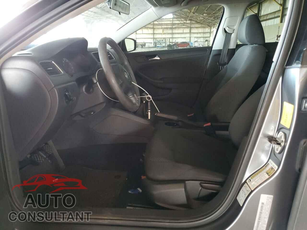 VOLKSWAGEN JETTA 2011 - 3VW1K7AJ4BM028962