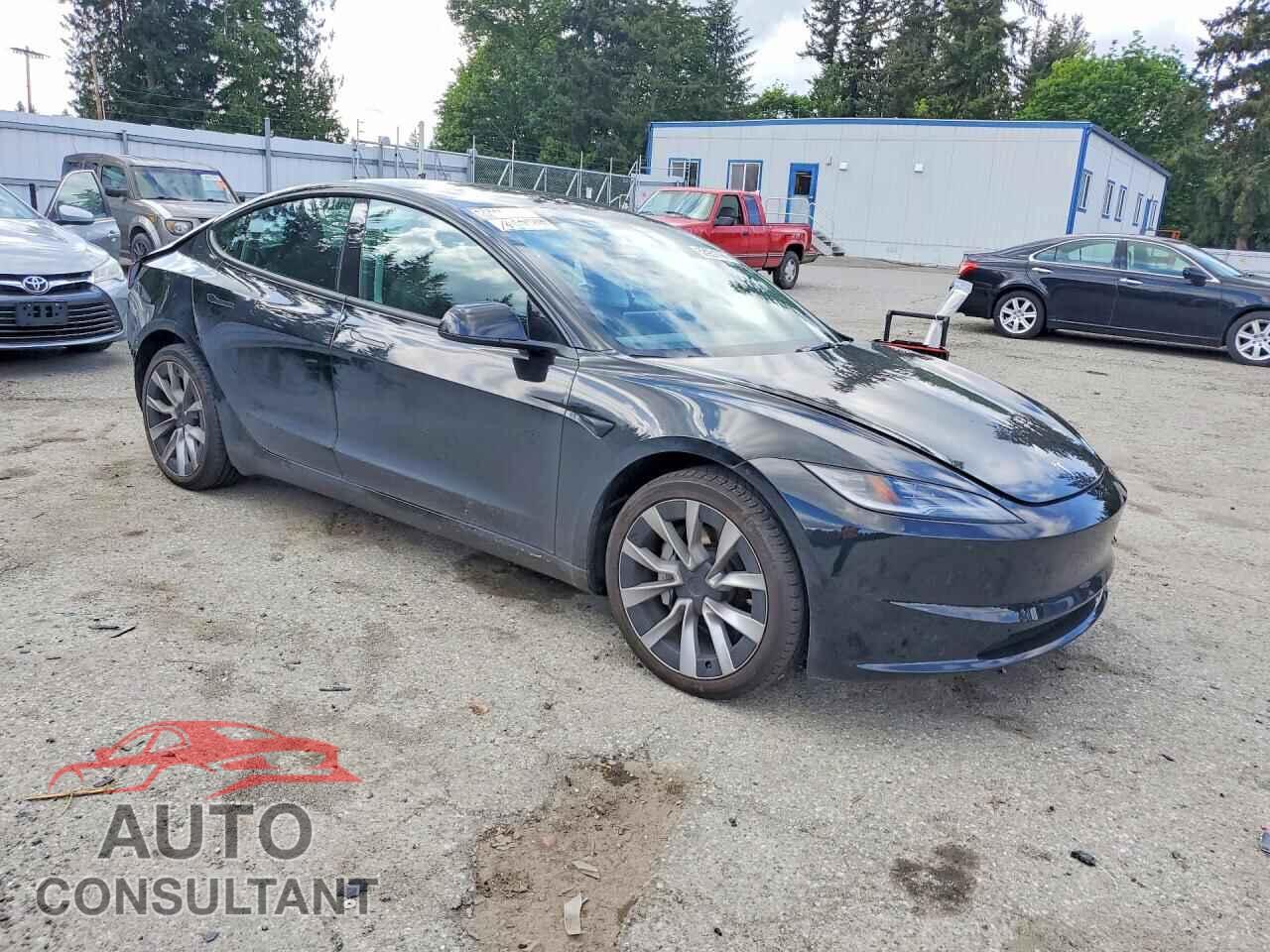 TESLA MODEL 3 2024 - 5YJ3E1EA1RF768932