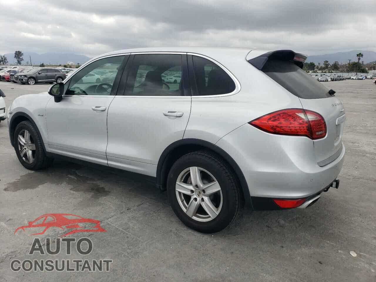 PORSCHE CAYENNE 2013 - WP1AF2A2XDLA26056