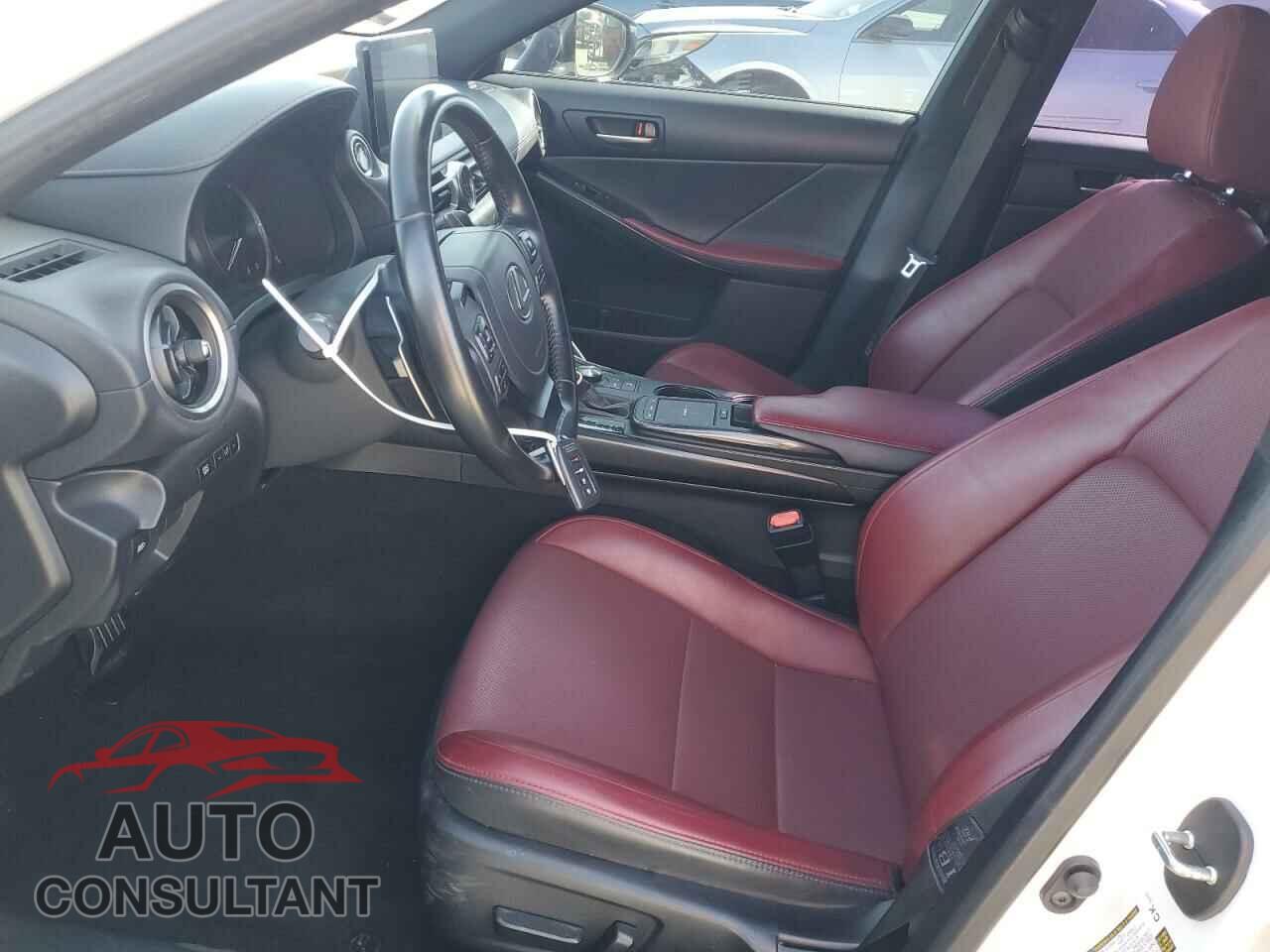LEXUS IS 2021 - JTHAA1D21M5109593