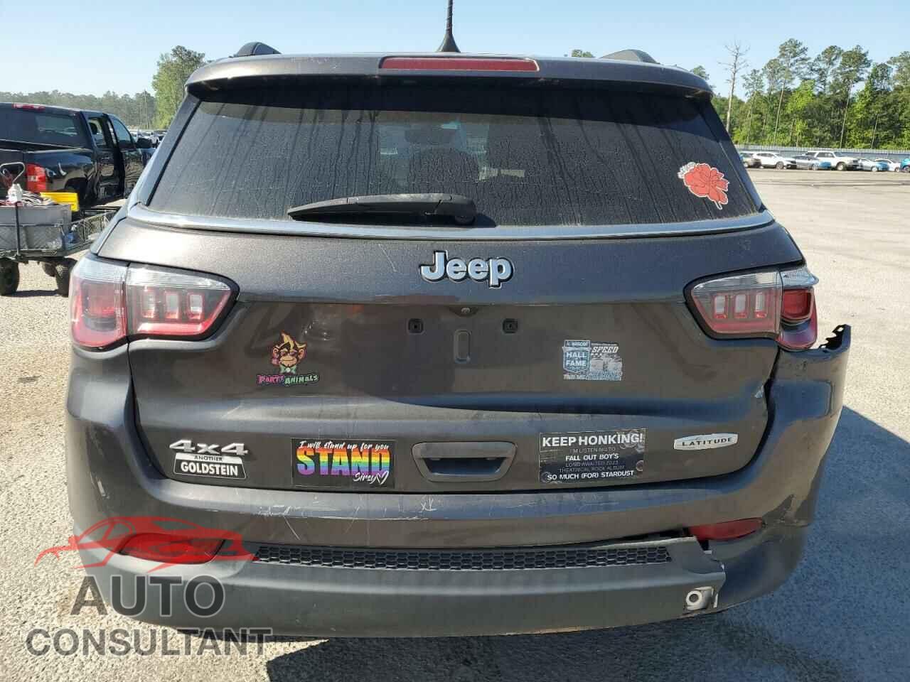 JEEP COMPASS 2019 - 3C4NJDBB6KT733958
