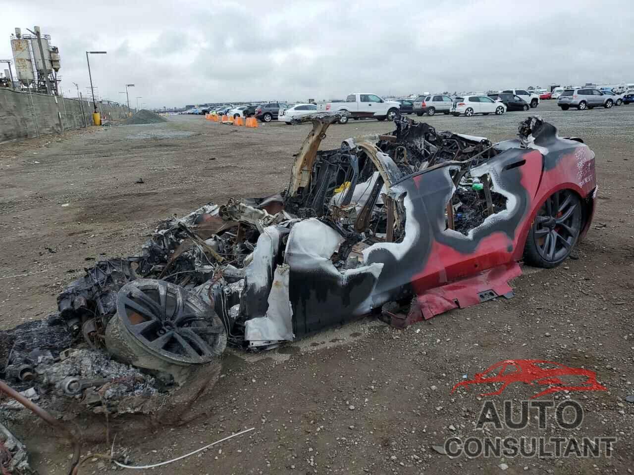 TESLA MODEL S 2023 - 5YJSA1E65PF525771
