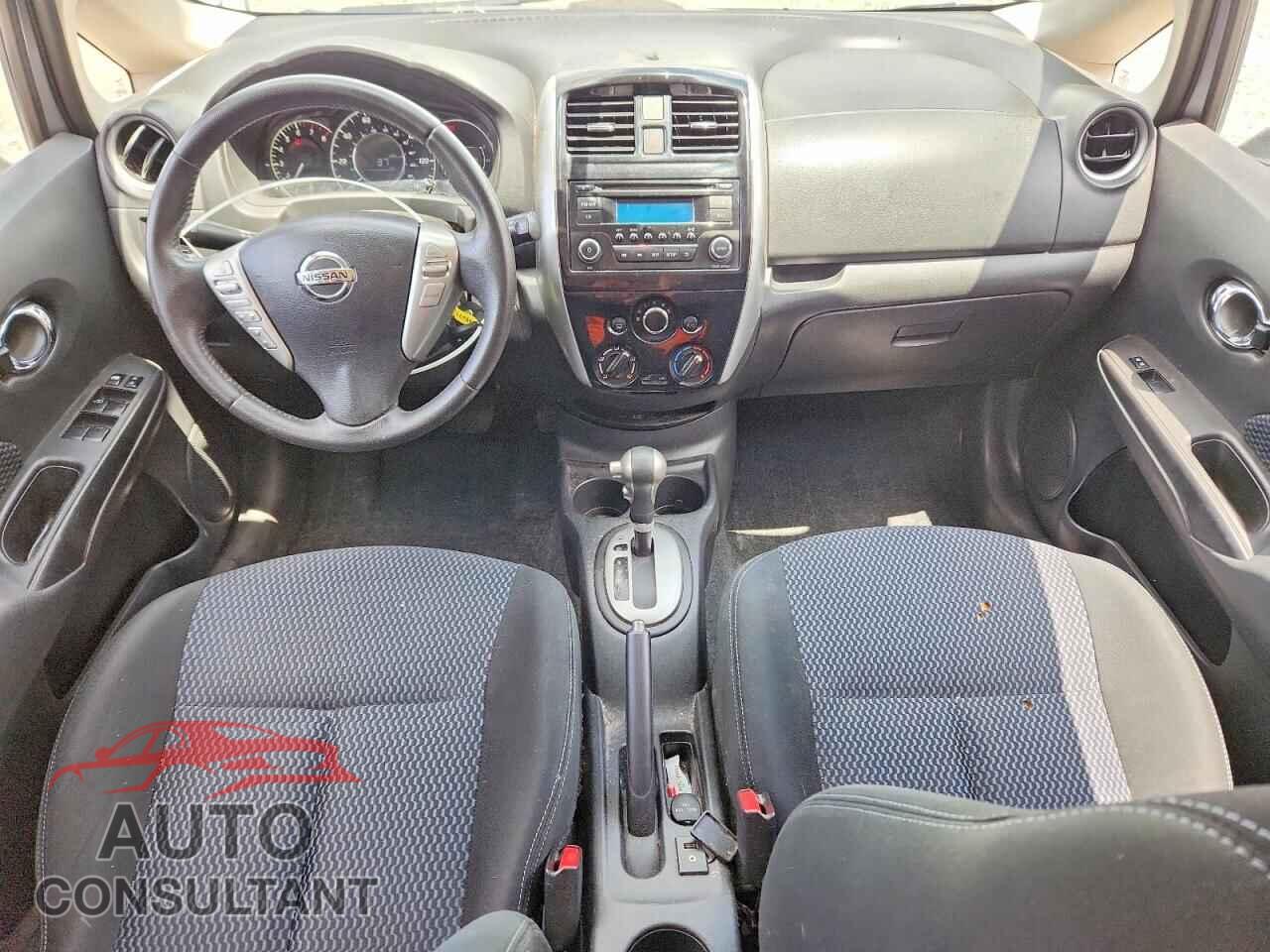 NISSAN VERSA NOTE 2015 - 3N1CE2CP1FL408573