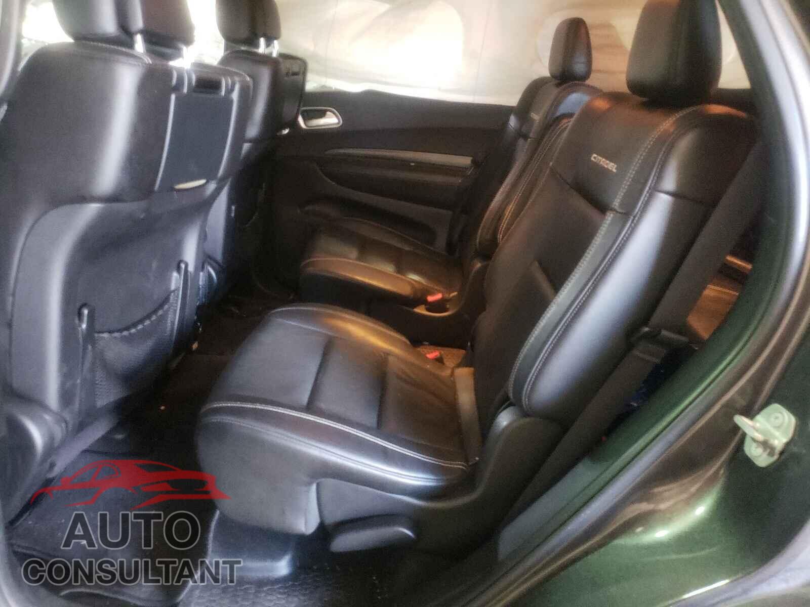DODGE DURANGO 2018 - 1C4SDHET9JC111953