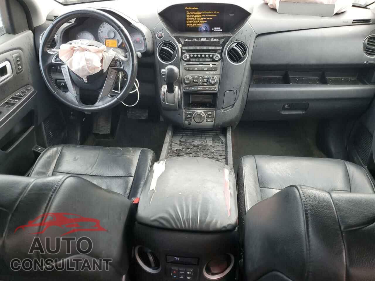 HONDA PILOT 2013 - 5FNYF4H99DB066081