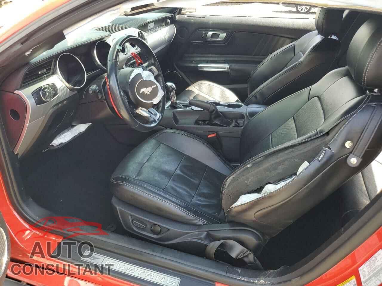 FORD MUSTANG 2021 - 1FA6P8CF6M5116547