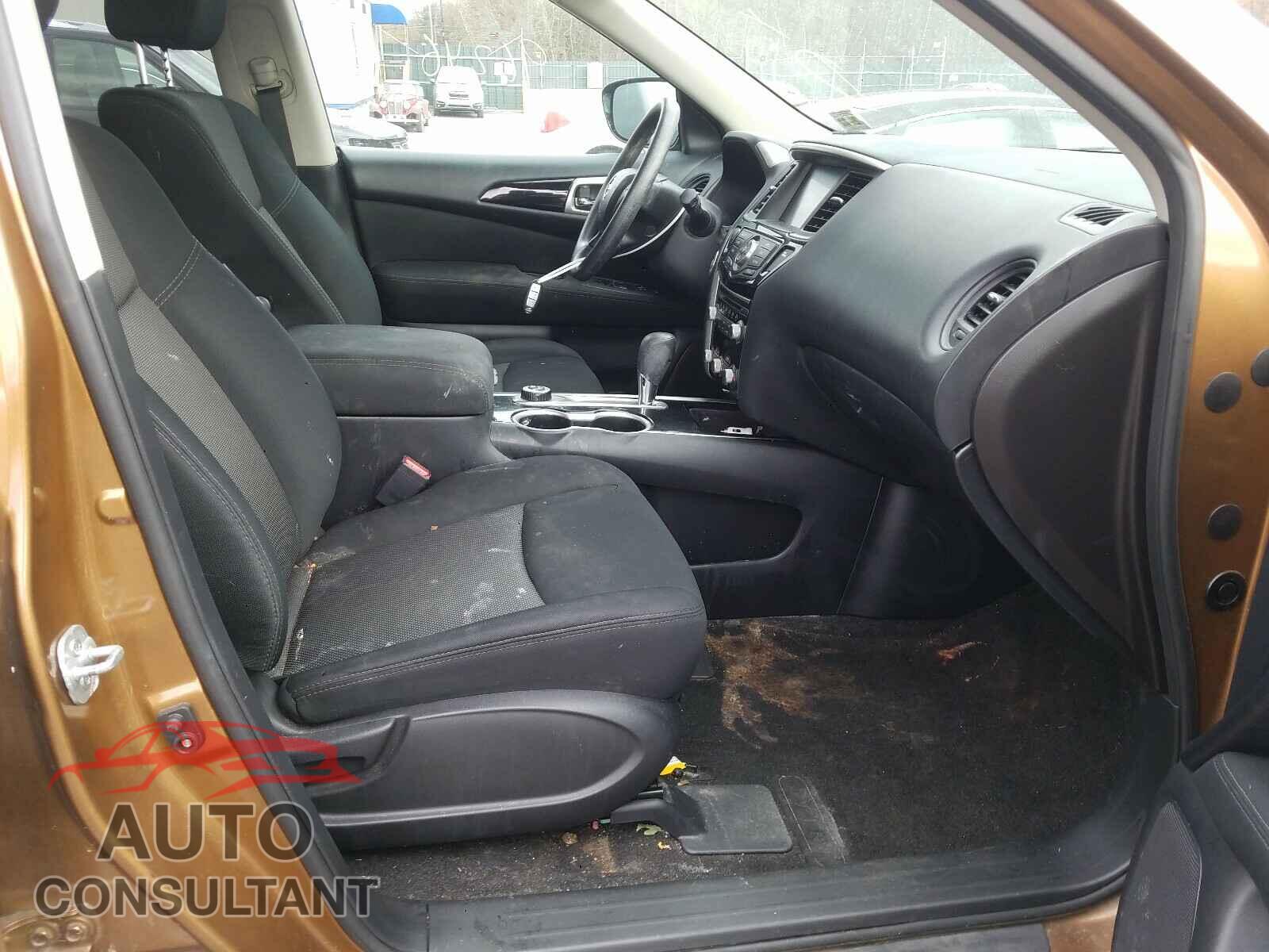 NISSAN PATHFINDER 2017 - 5N1DR2MM9HC603860