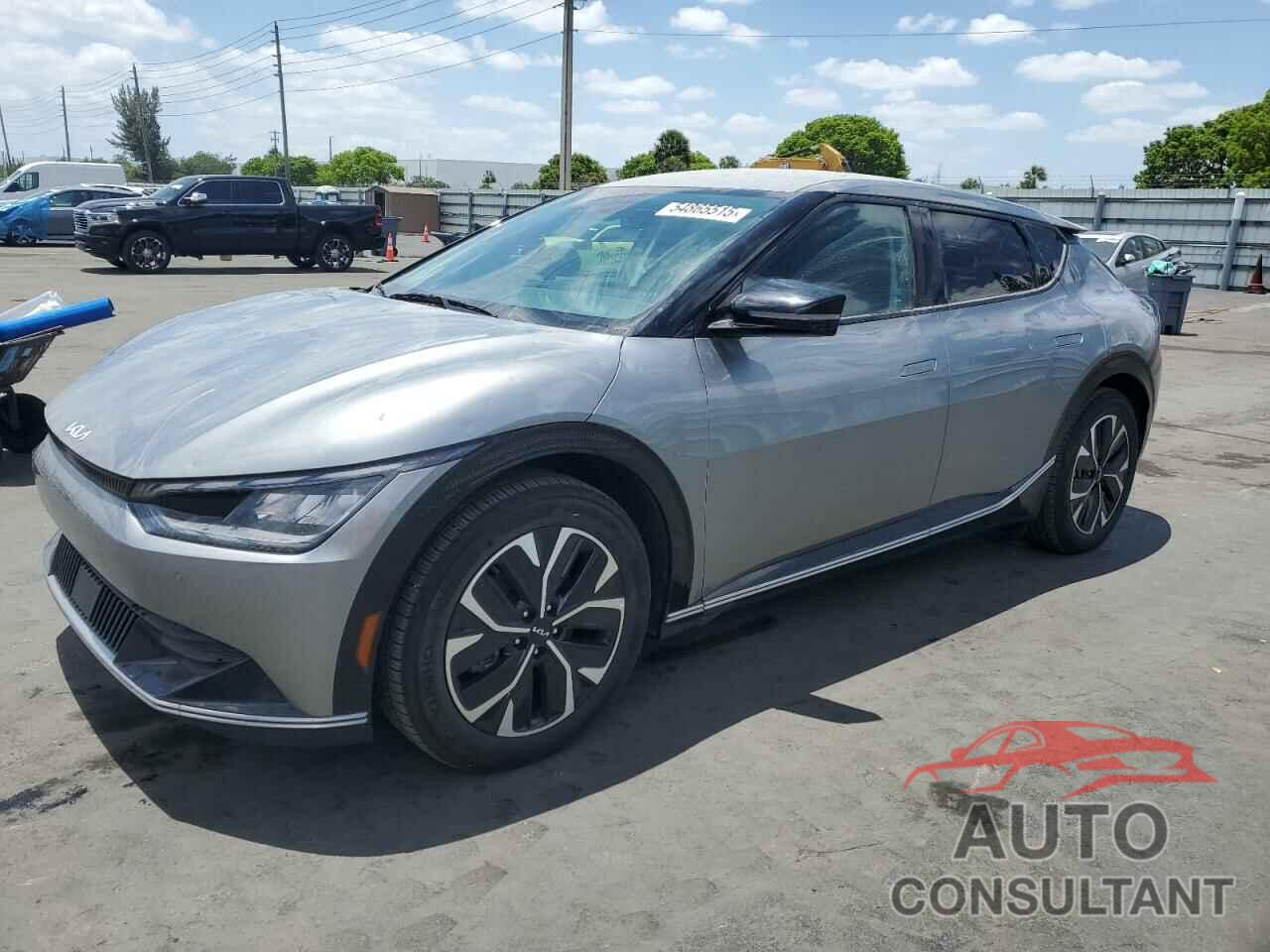KIA EV6 LIGHT 2023 - KNDC34LA4P5602445