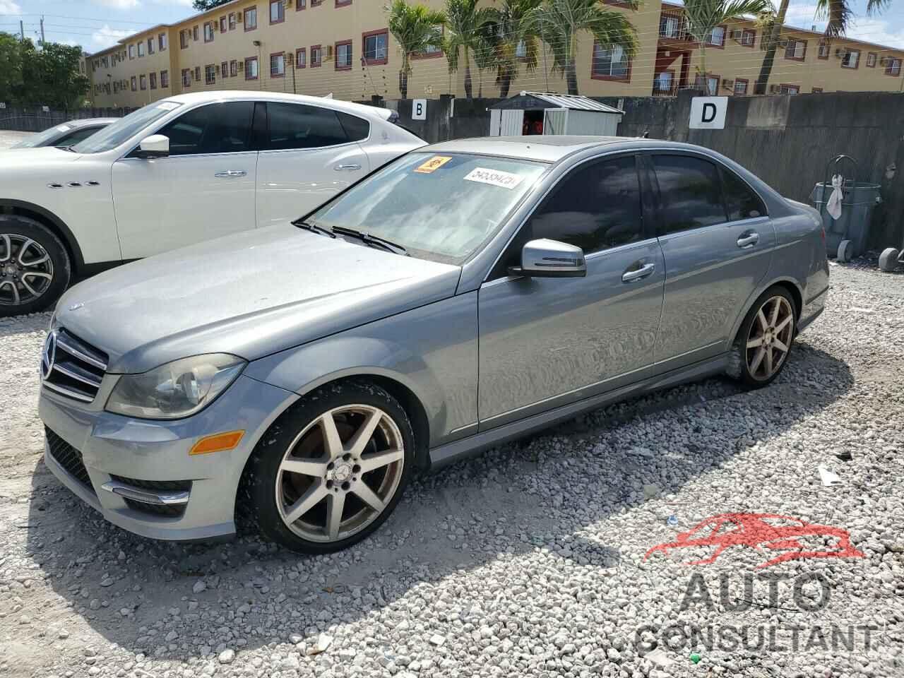 MERCEDES-BENZ C-CLASS 2014 - WDDGF4HB5EA959413