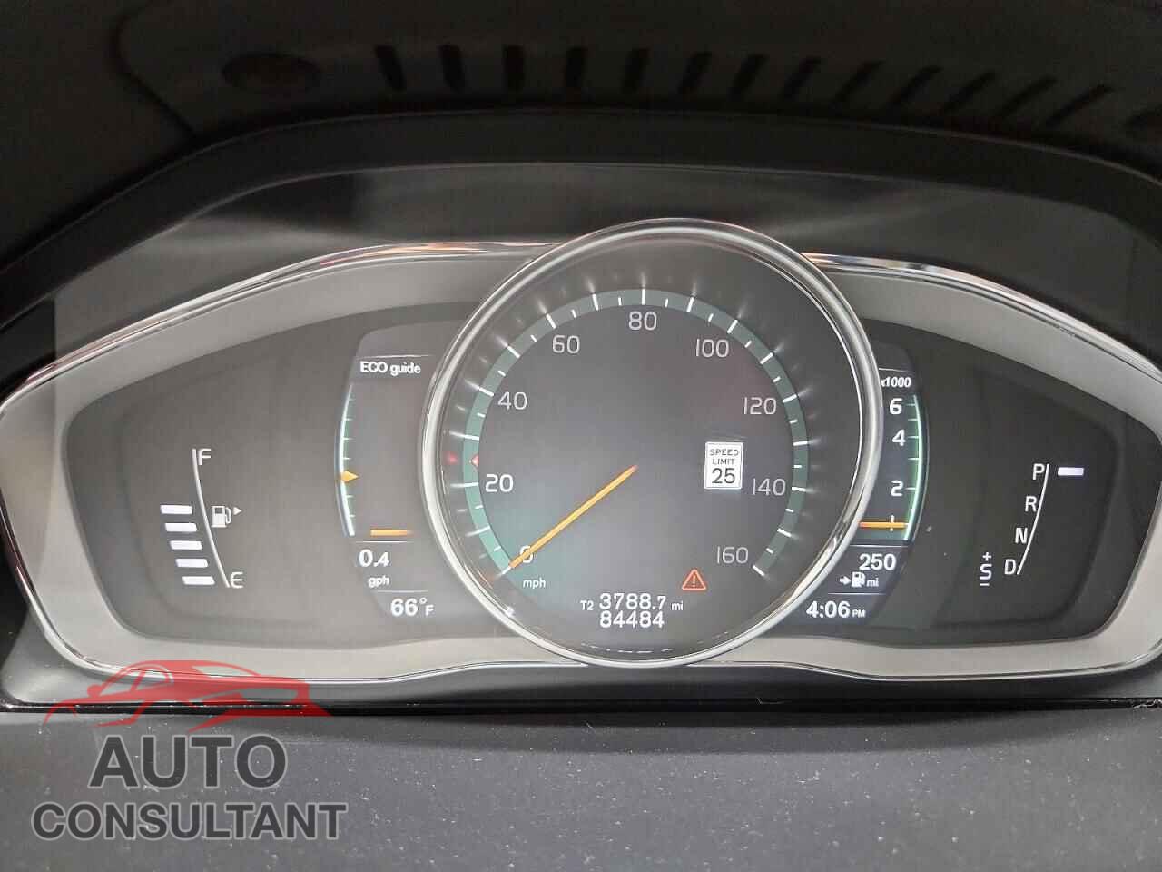 VOLVO S60 2018 - LYV402HMXJB179852