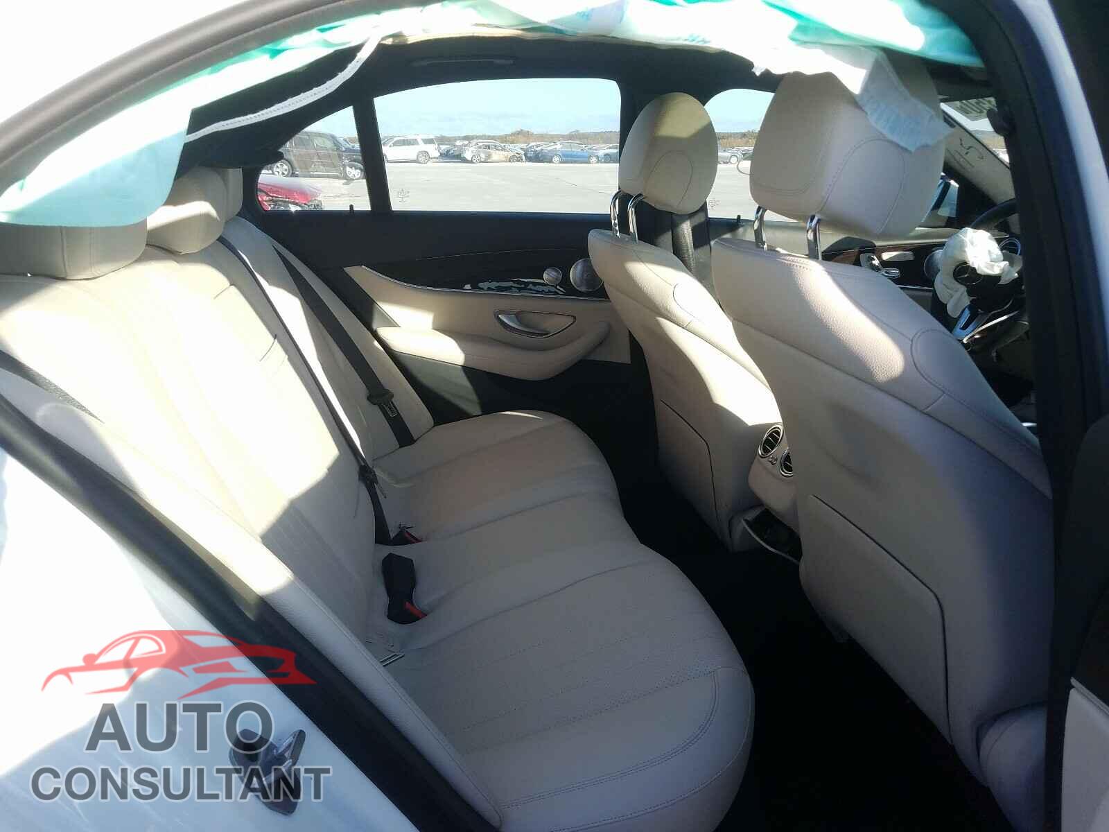 MERCEDES-BENZ E CLASS 2020 - WDDZF8DB3LA704097