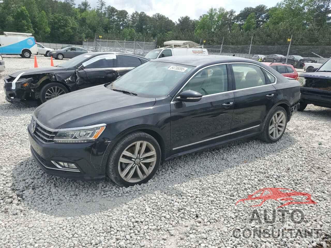 VOLKSWAGEN PASSAT 2017 - 1VWGT7A36HC058127