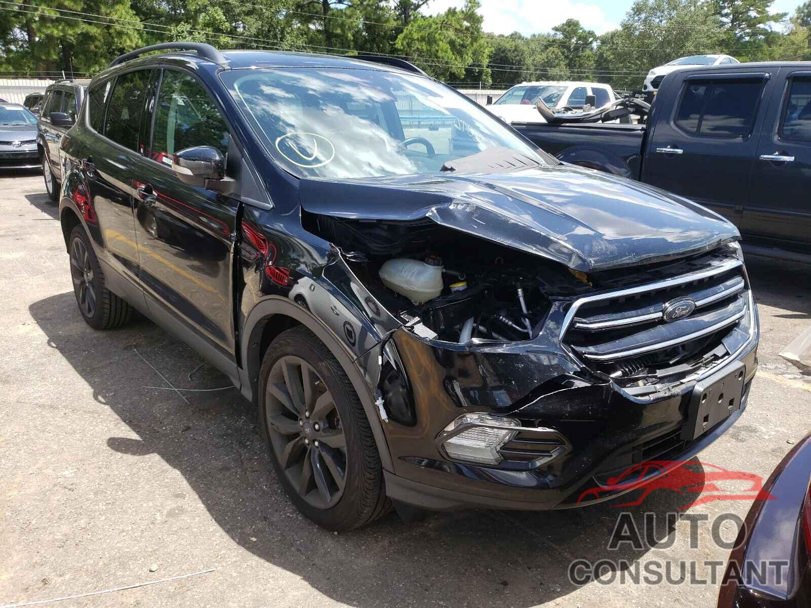 FORD ESCAPE 2017 - 1FMCU0JD1HUA57987