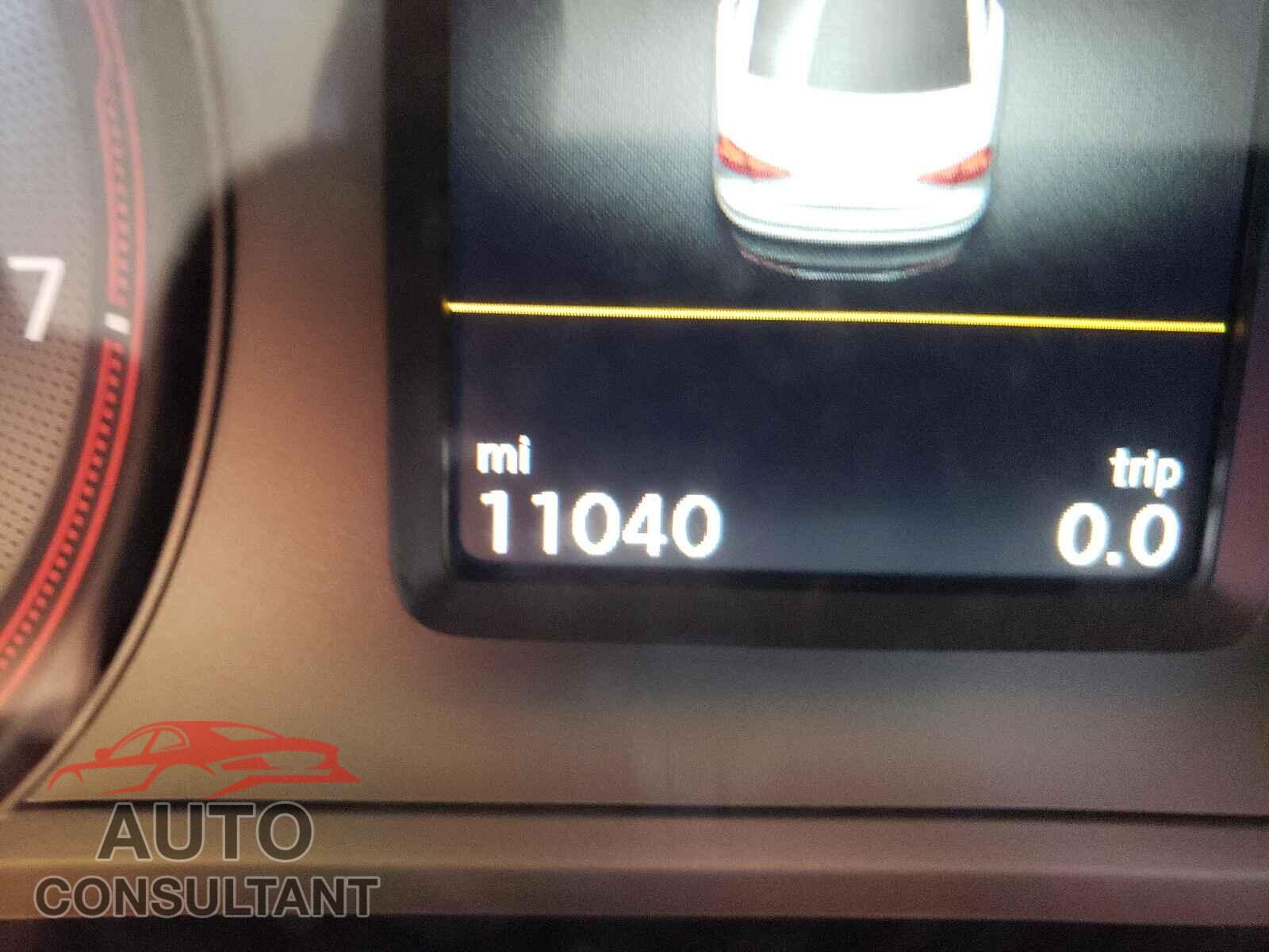 VOLKSWAGEN PASSAT 2021 - 1VWSA7A30MC002341