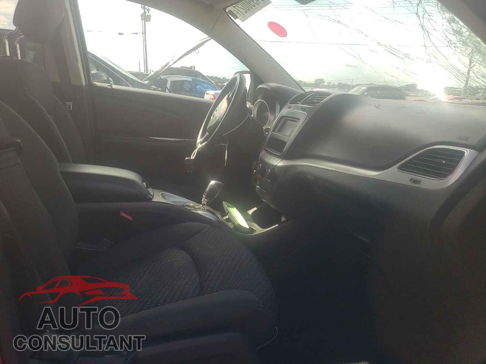 DODGE JOURNEY 2017 - 3C4PDCBGXHT509316
