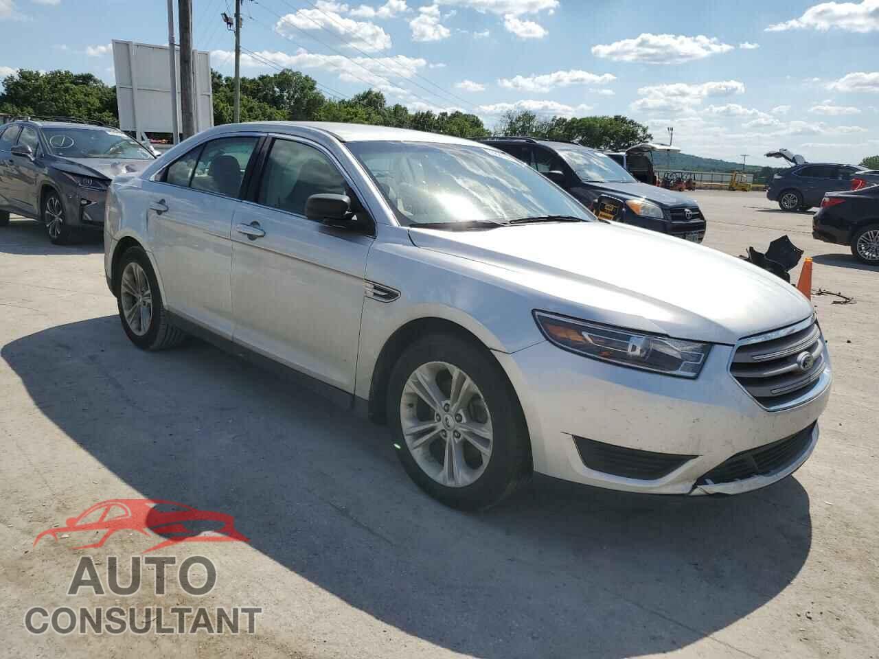 FORD TAURUS 2018 - 1FAHP2D83JG115300