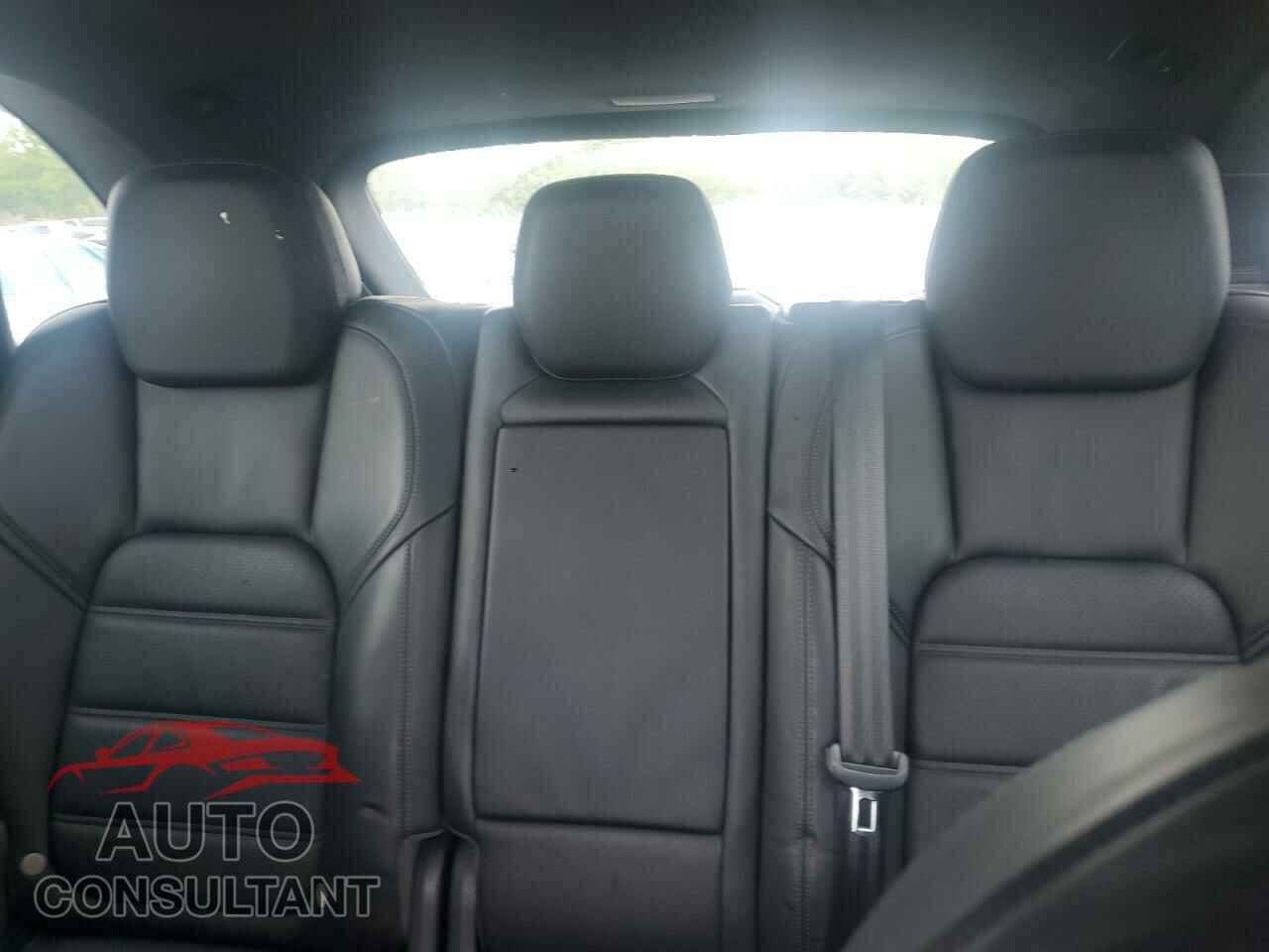 PORSCHE CAYENNE 2013 - WP1AC2A23DLA92859