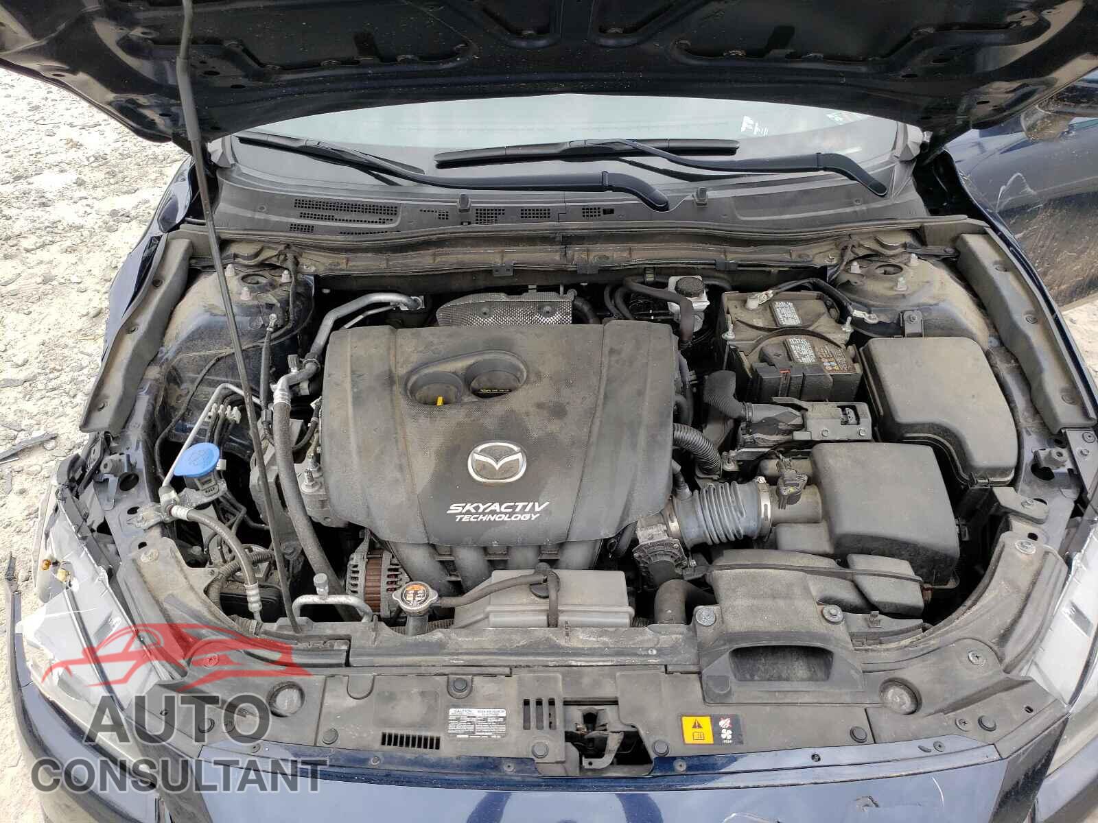 MAZDA 3 2018 - 3MZBN1U7XJM235007