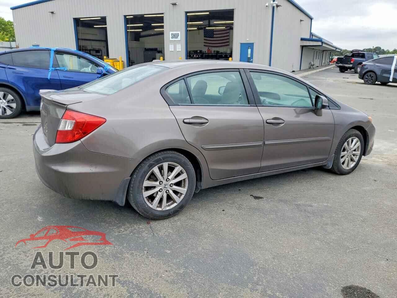 HONDA CIVIC 2012 - 2HGFB2F86CH537180