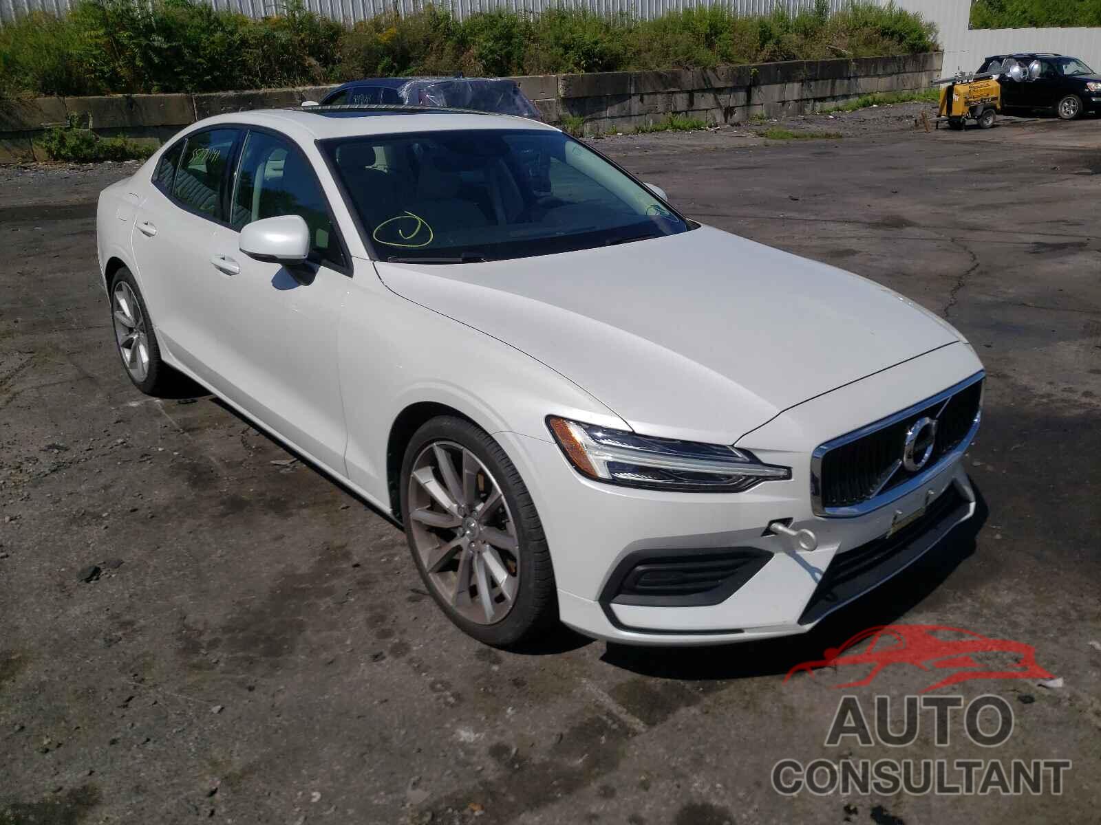 VOLVO S60 2019 - 7JR102FK6KG012318