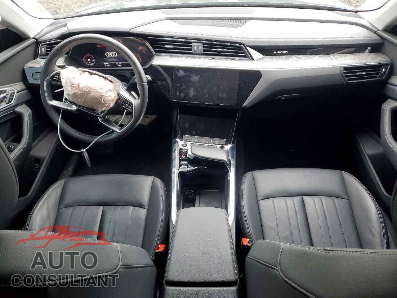 AUDI E-TRON 2021 - WA1AAAGE5MB010701