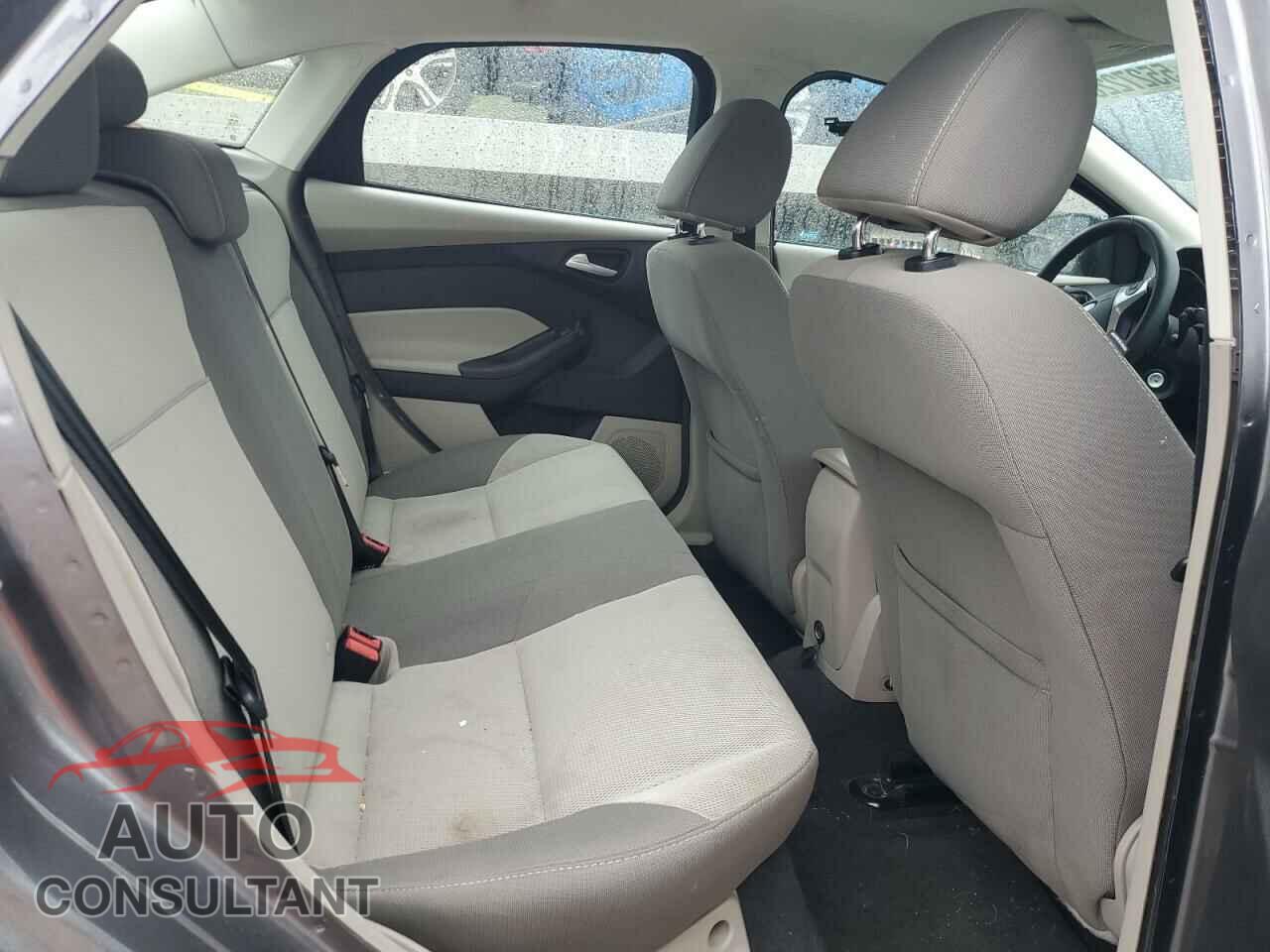 FORD FOCUS 2014 - 1FADP3F23EL187916