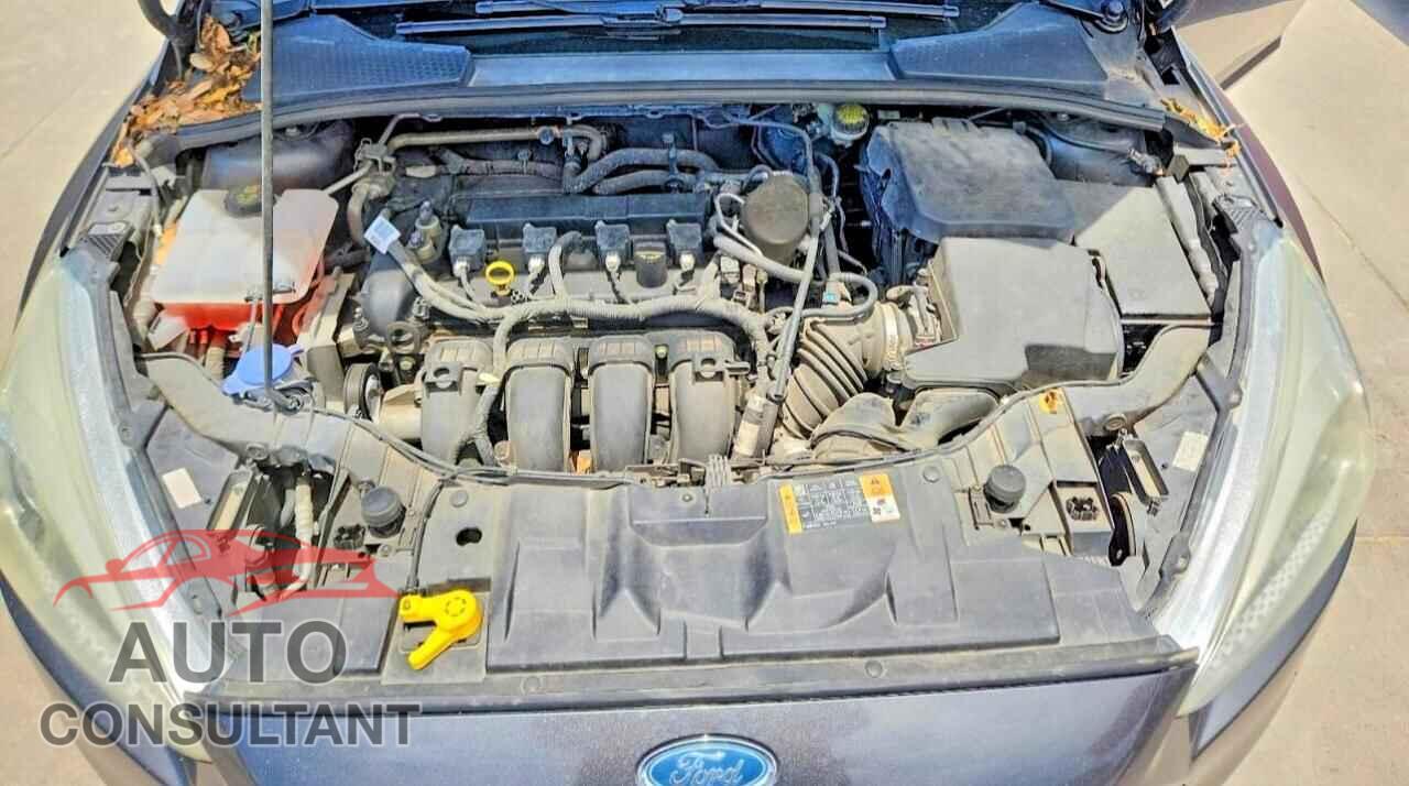 FORD FOCUS 2016 - 1FADP3K26GL244845