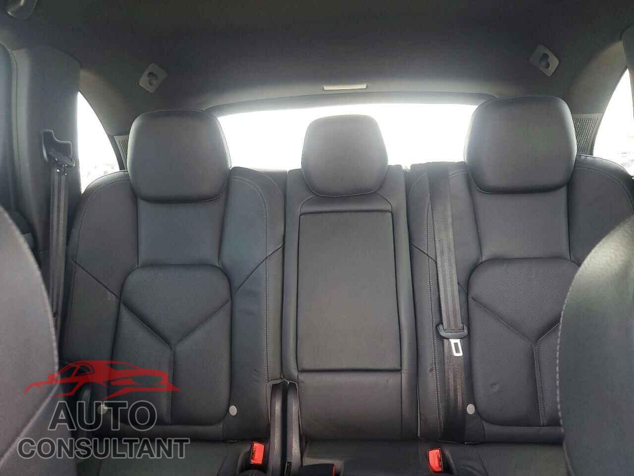 PORSCHE CAYENNE 2013 - WP1AA2A24DLA07064