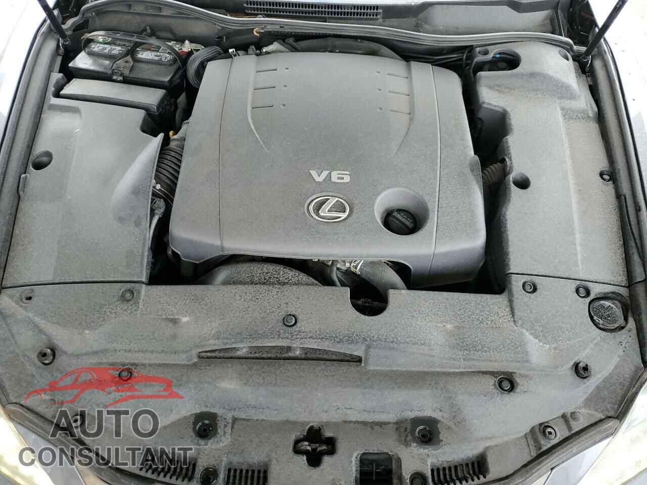 LEXUS IS 2013 - JTHFF2C20D2528955