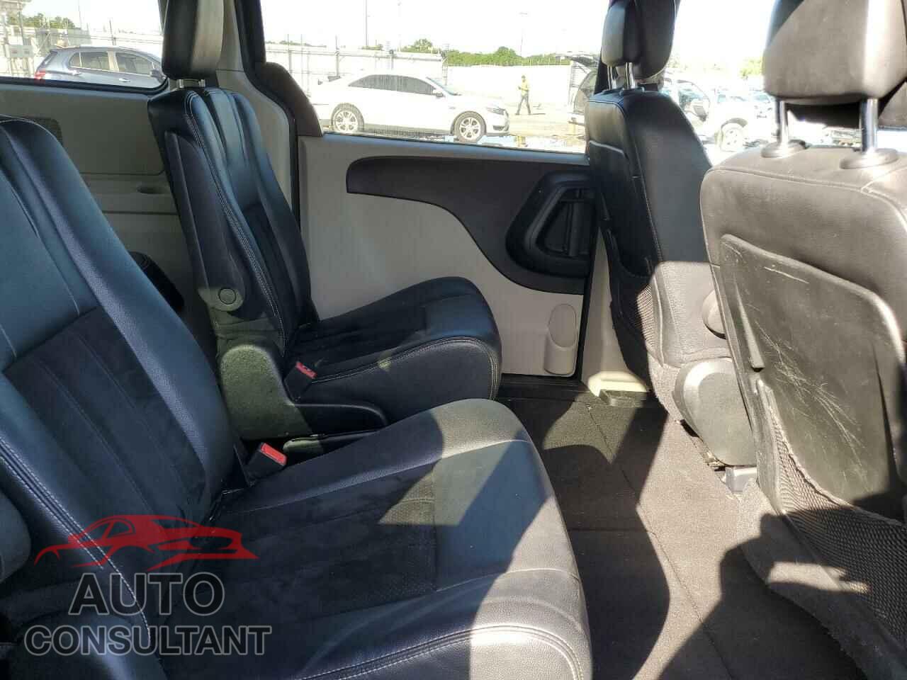 DODGE CARAVAN 2018 - 2C4RDGCG8JR253555