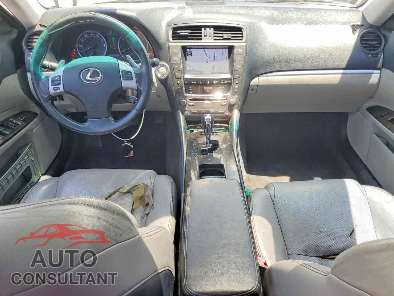 LEXUS IS 2012 - JTHBE5C29C5030978