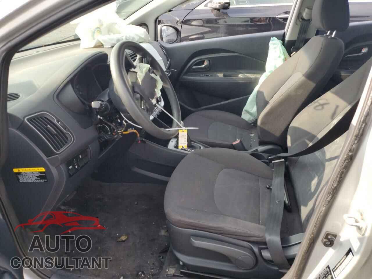 KIA RIO 2016 - KNADM4A38G6681261