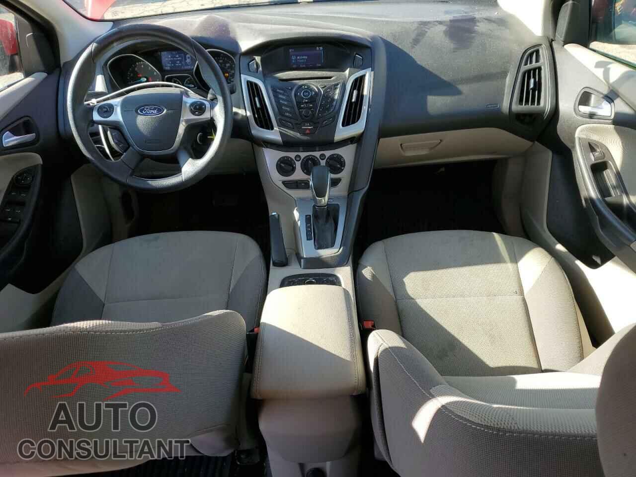 FORD FOCUS 2014 - 1FADP3F27EL427954