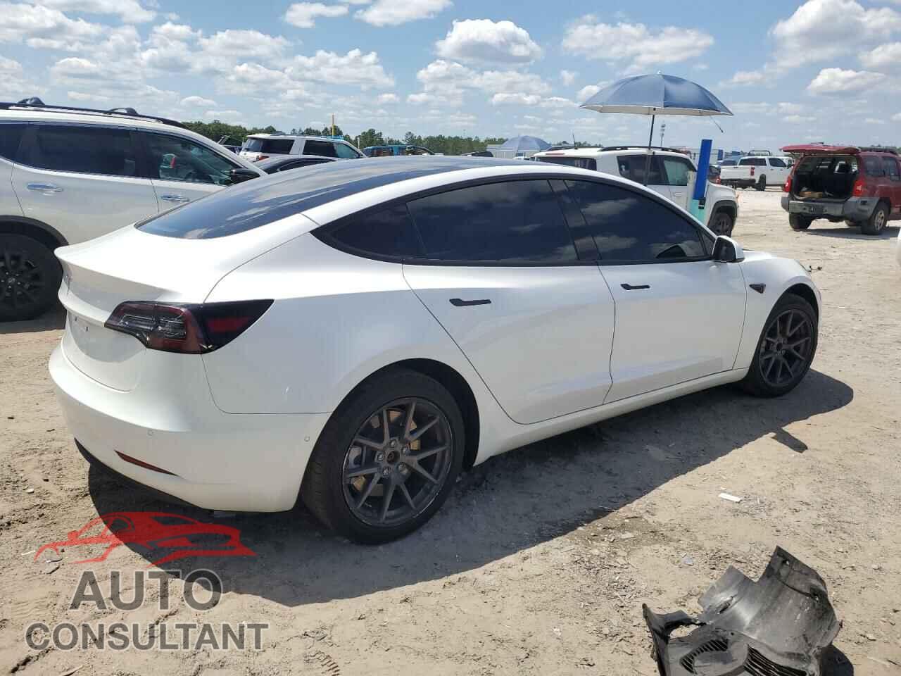 TESLA MODEL 3 2021 - 5YJ3E1EA3MF085641