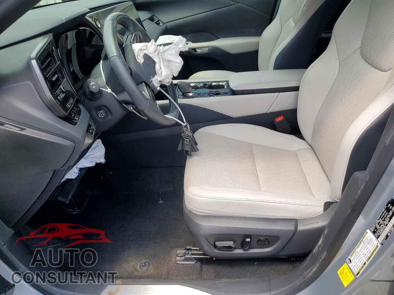 LEXUS UNKNOWN 2024 - 2T2BBMCA5RC031208