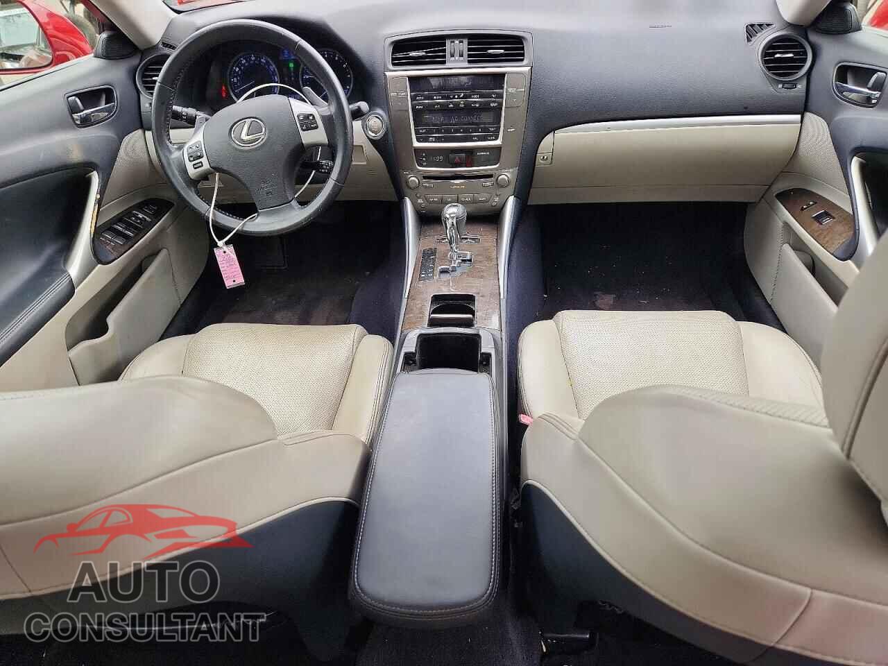 LEXUS IS 2012 - JTHCF5C25C5054812
