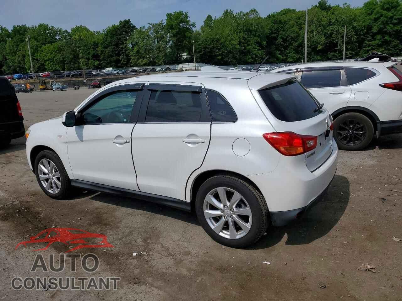 MITSUBISHI OUTLANDER 2015 - 4A4AR4AU9FE007715