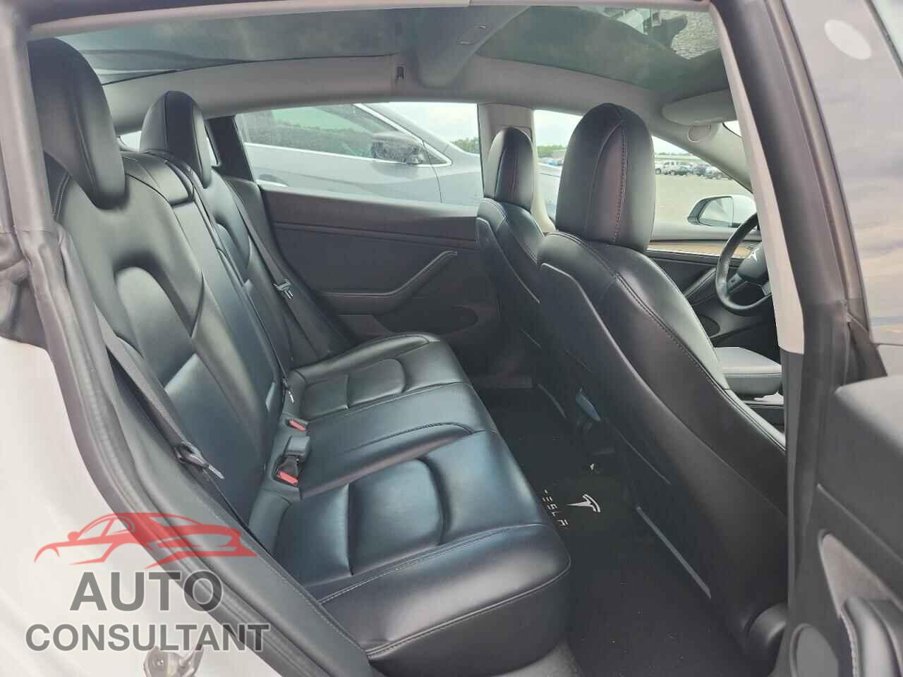 TESLA MODEL 3 2021 - 5YJ3E1EA3MF088300